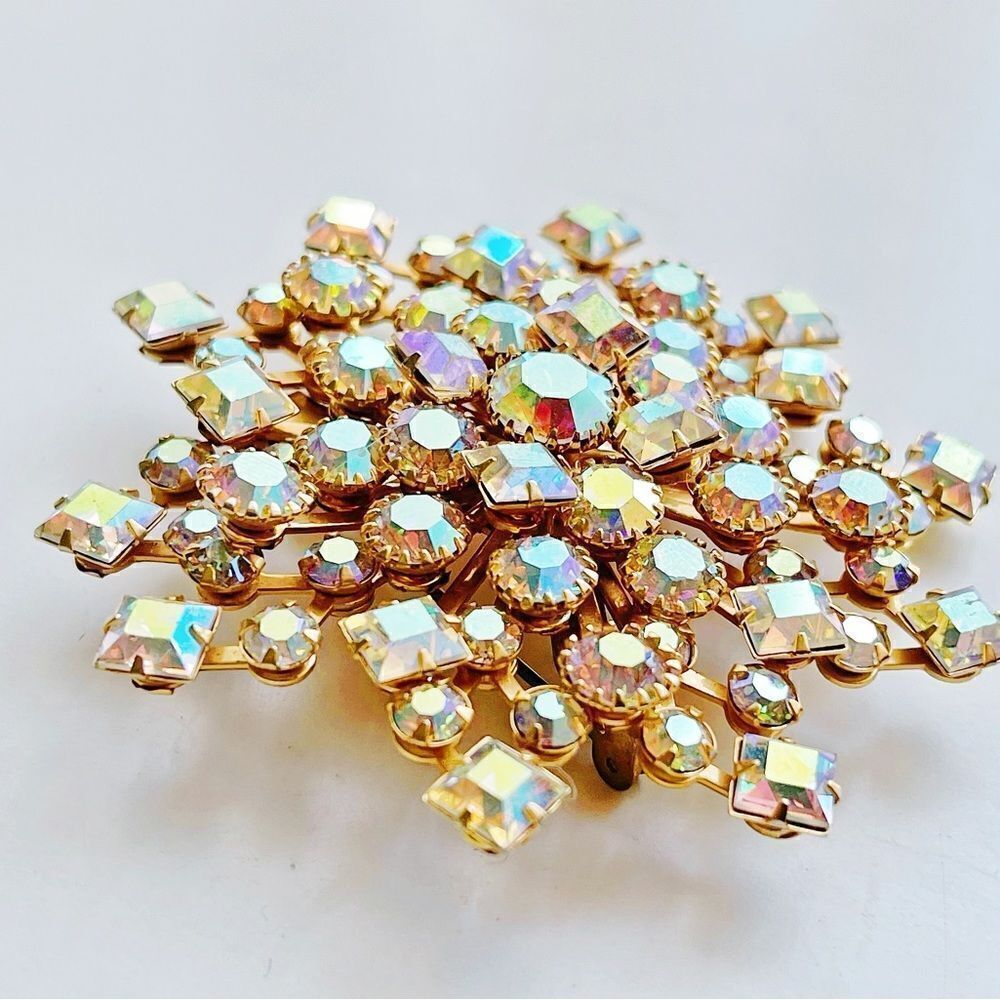 Vintage Juliana Rhinestone Snowflake Brooch - Picture 5 of 8